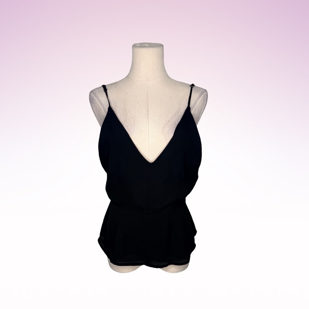 Forever 21 Black V Neck top (Sz M)